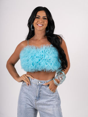 LARISSA MARQUES: A VOZ QUE CONQUISTOU O CARNAVAL E DESPONTA COMO A GRANDE APOSTA DA MÚSICA BAIANA