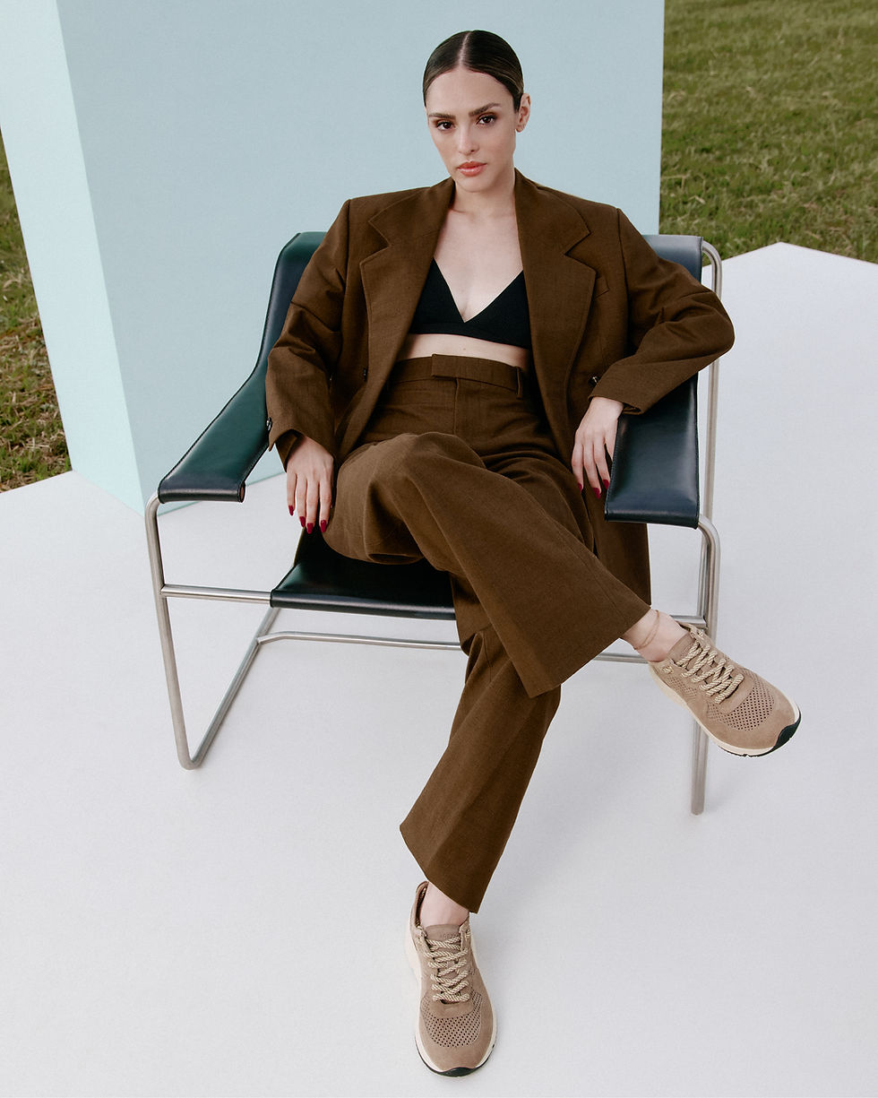 ISABELLE DRUMMOND ABRE A TEMPORADA DE INVERNO DA AREZZO