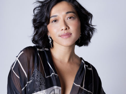 JACQUELINE SATO CONSTRÓI PONTES ENTRE ARTE, PROPÓSITO E REPRESENTATIVIDADE