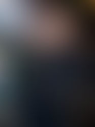 Helena Bordon inicia temporada de alta costura em Paris em desfiles de Giambattista Valli, CHANEL e Armani Privé