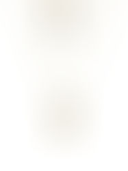 Como usar joias e acessórios dourados para dar um up no look de carnaval