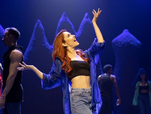 Gabriella Di Grecco em um dos papéis centrais, "O Coro: Sucesso, Aqui Vou Eu" na Disney+