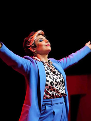 Heloisa Périssé faz curta temporada com "A Iluminada" no Rio de Janeiro