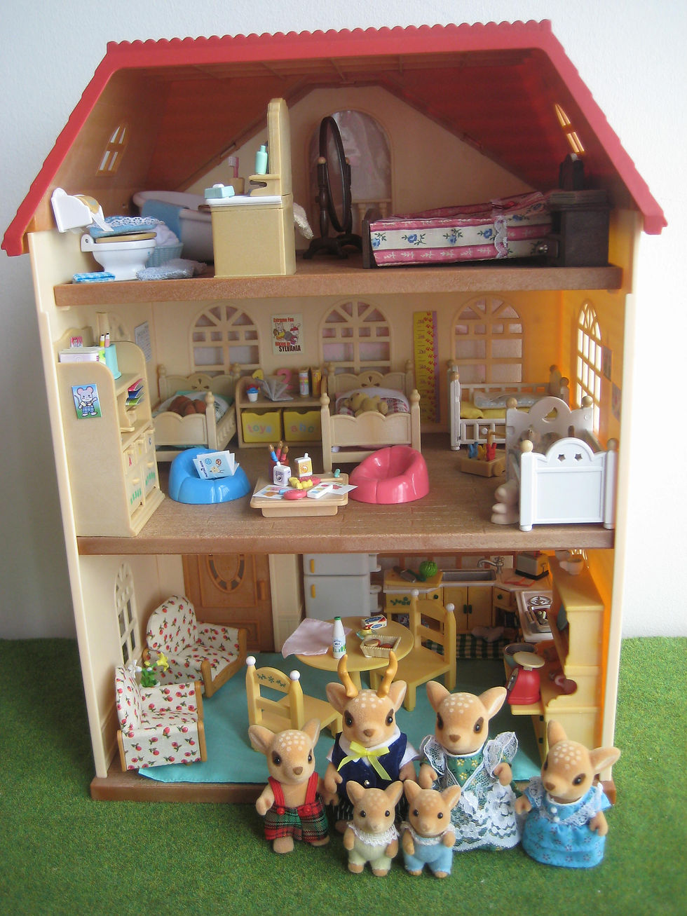 Sylvanian Cedar Terrace