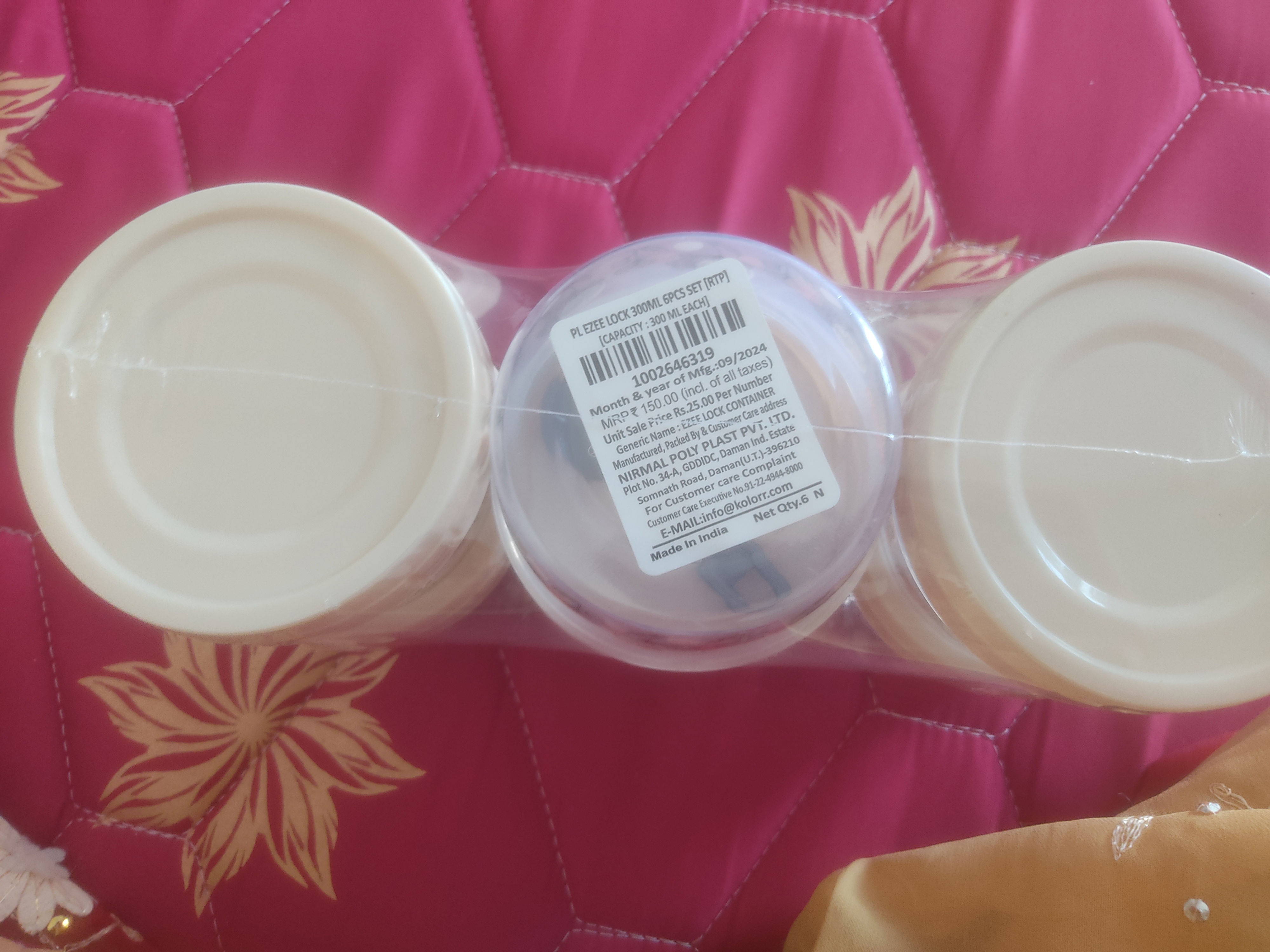 Plastic container (set of 6)