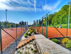 345888769_177947268208192_804106251120147772_n