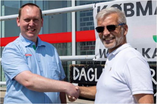 Voorman Torben heet bedrijfsleider Jesper welkom