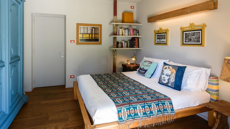 Bedroom 2 with bathroom