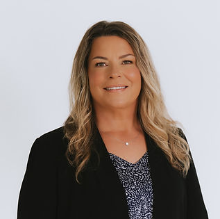 thumbnail_Stacy Lunde Headshot-1006.jpg