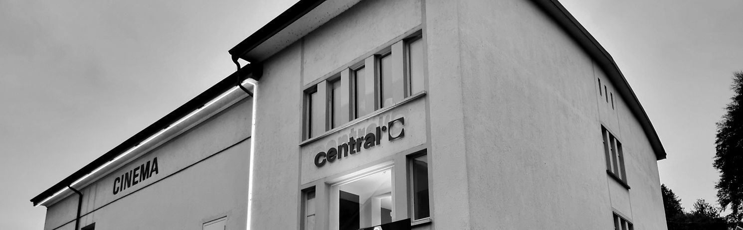 Central aussen gross_edited_edited_edited.jpg