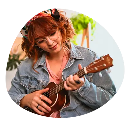 Tocando Ukelele