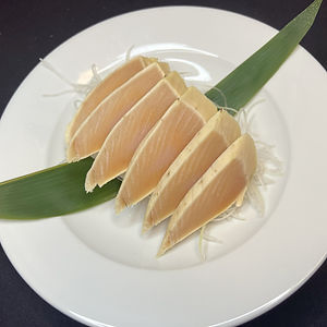 Albacore Tuna Sashimi (shiro maguro)
