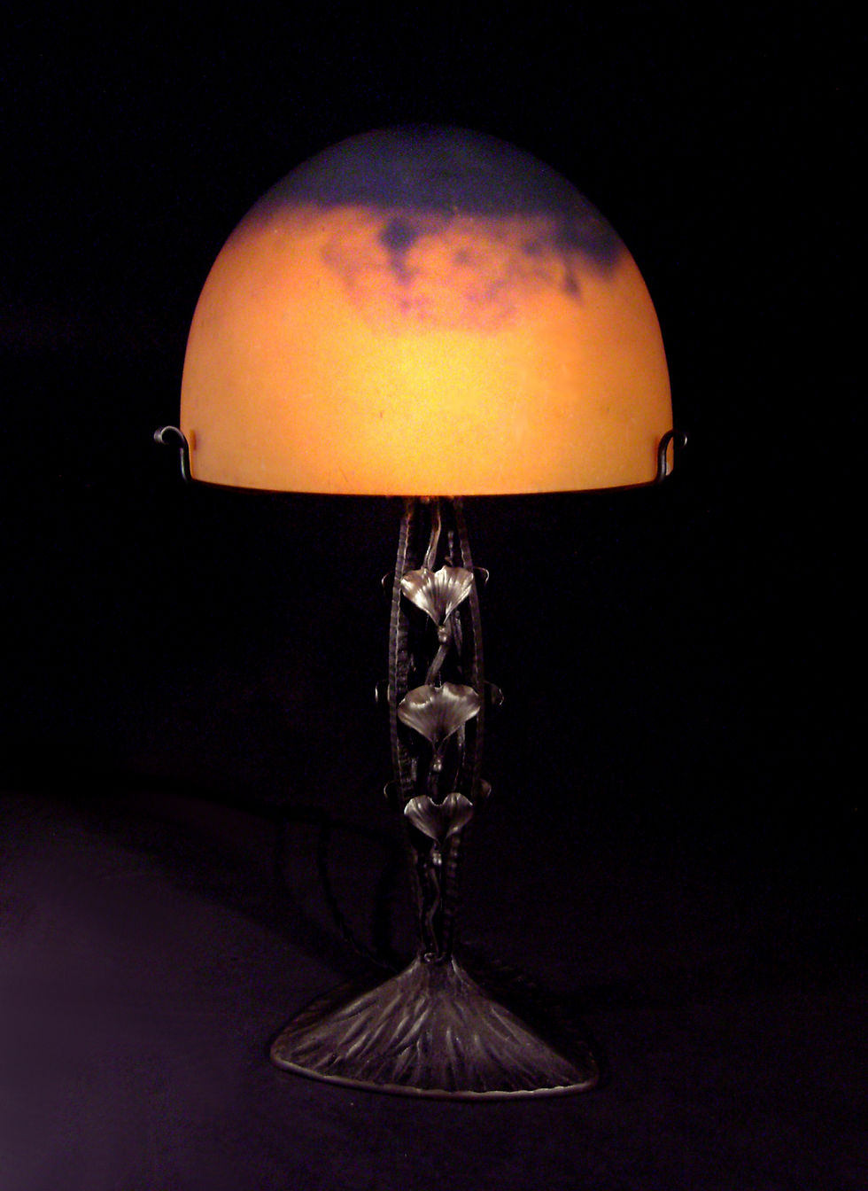 Miniature : Lampe art déco en fer forgé H.Fournet et dôme signé Daum Nancy