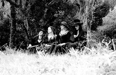 witches-2954120_640 Image by Fabiana Fel