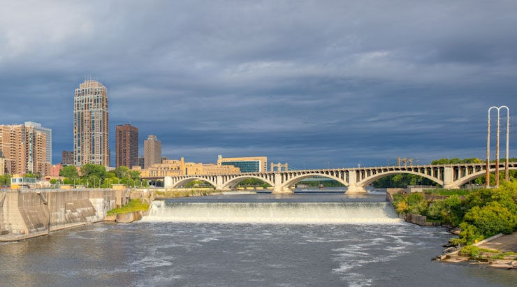 The History of the Twin Cities Minnesota - bridge connecting St. Paul & Minneapolis