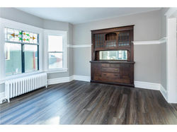 Pending - 770 Fuller Ave, Saint Paul, Minnesota - Living Room
