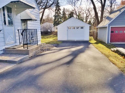 Sold - 590 Valley Lane, Mendota Heights, Minnesota - Garage