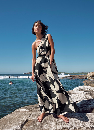 JETS_S124_FIORE DRESS_BLACK_PORTRAIT.jpg