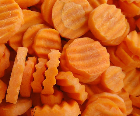 crinkled%20carrots_edited.jpg