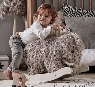 Kindje op Kids Concept - NEO - Rocking Horse Mammoth (413761).jpg