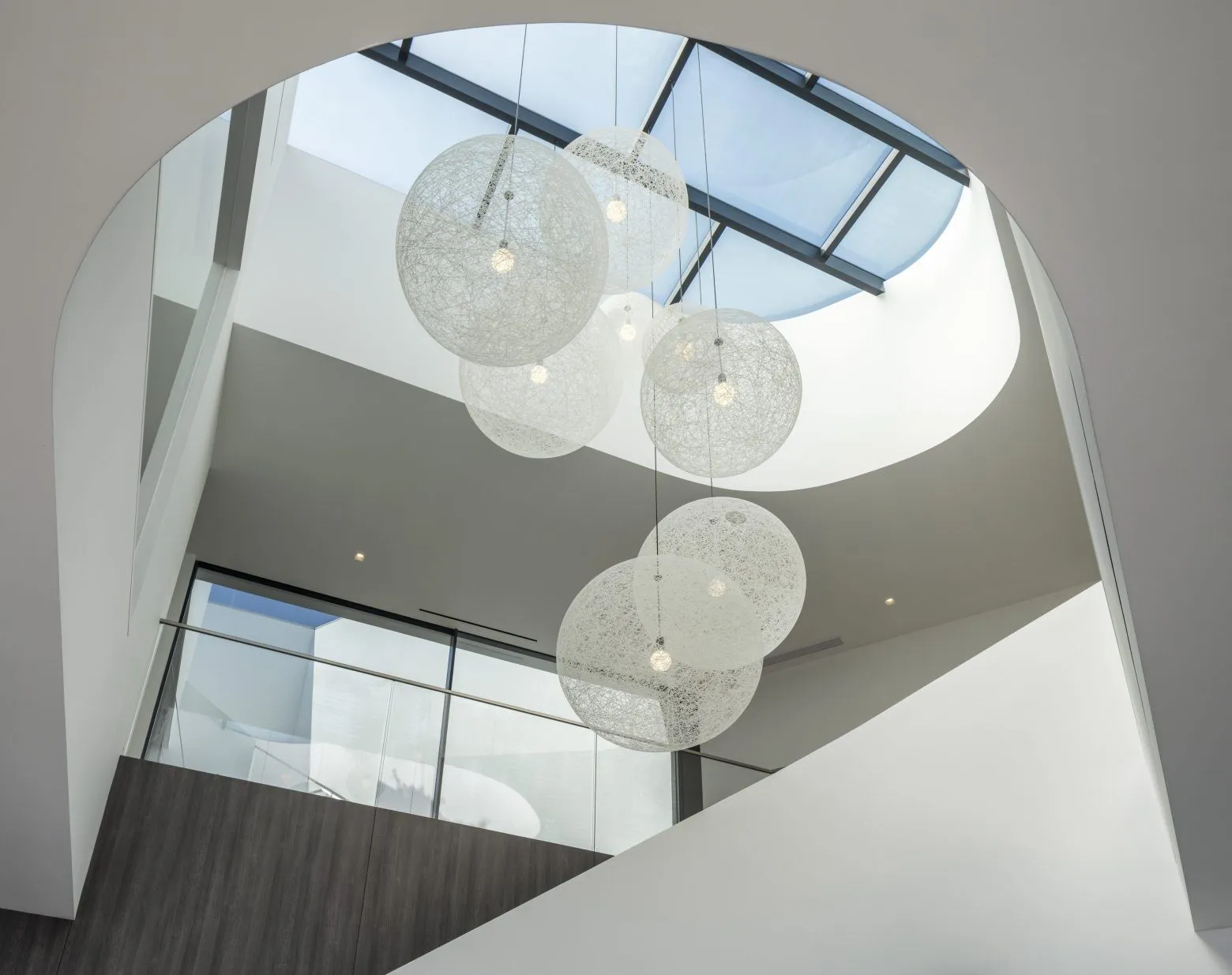 Modern Unique Home Design With Hanging  Chandelier 