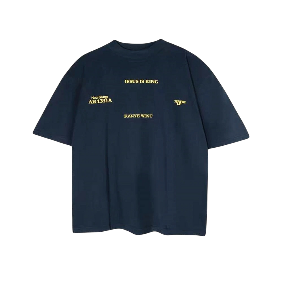 Miniatura: CAMISETA '' JESUS IS KING' (OVERSIZED)