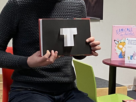 Les abécédaires à la bibliothèque des Champs Manceaux