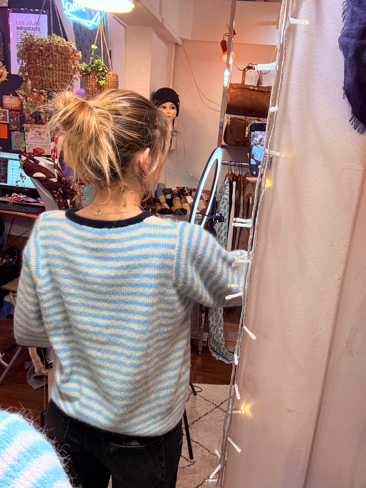 Gilet Rayé Bleu et Jaune Pastel à Boutons