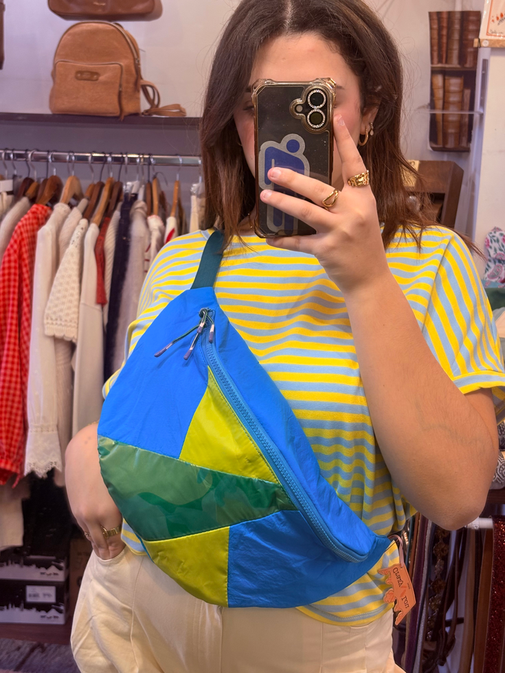 Sac banane bleu fuchsia