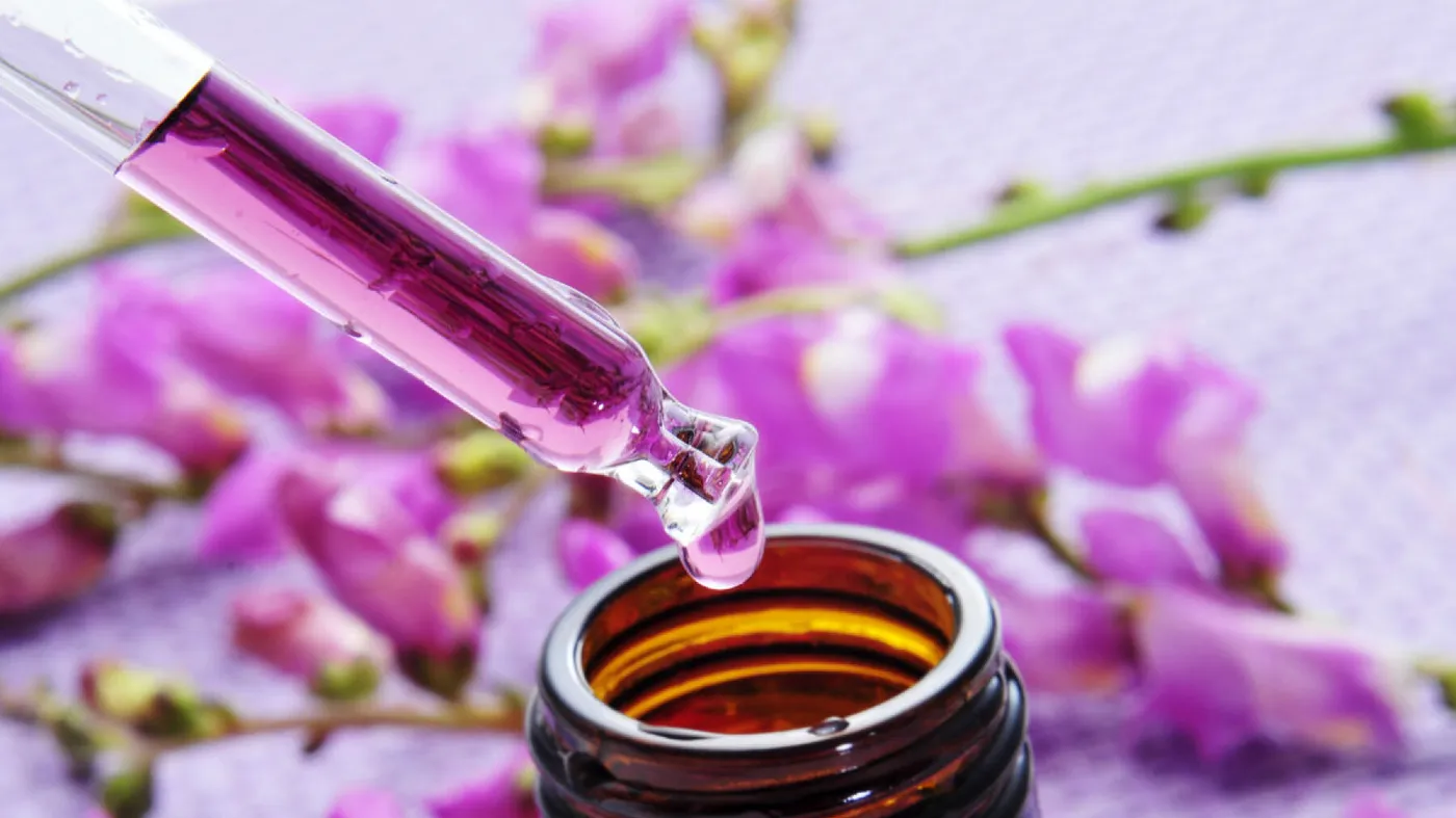 fleurs-bach-aromatherapie.webp