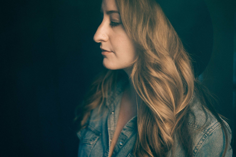 Photo by Angelina Castillo for Third Man Records