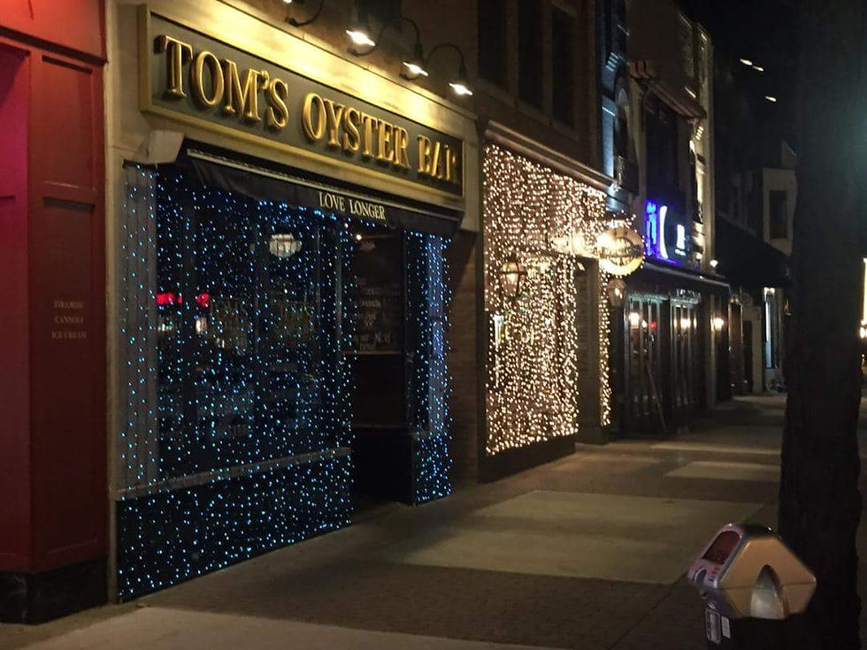 Tom's Oyster Bar