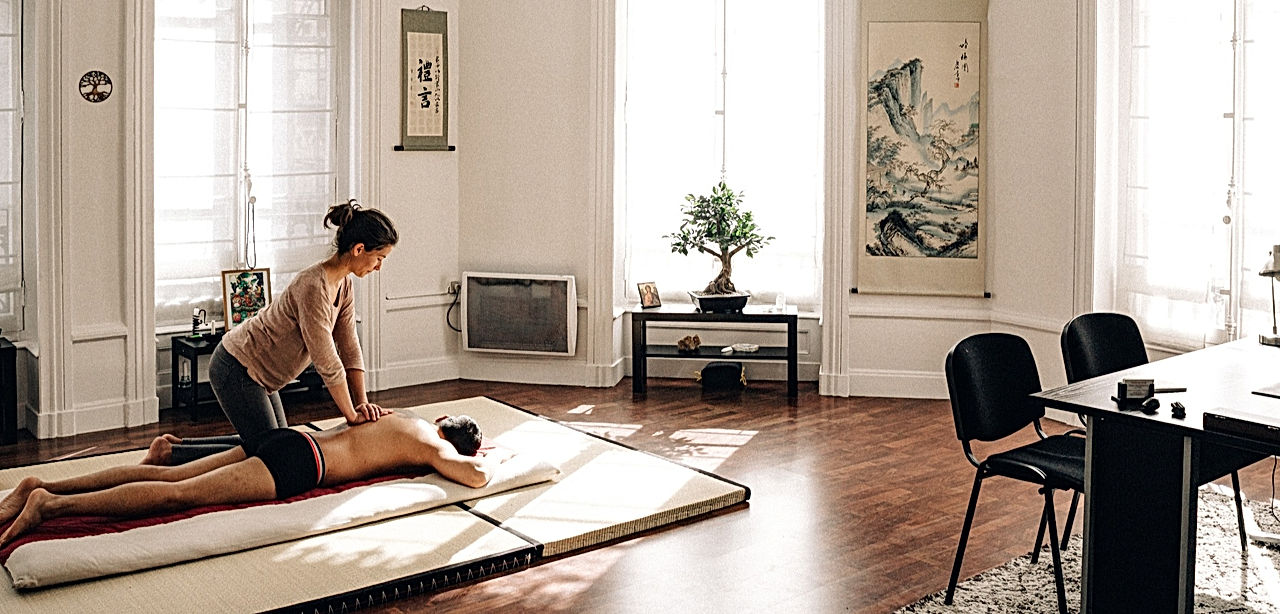 shiatsu lyon manon degrenne by lobjectifdubarbu -199_edited_edited.jpg