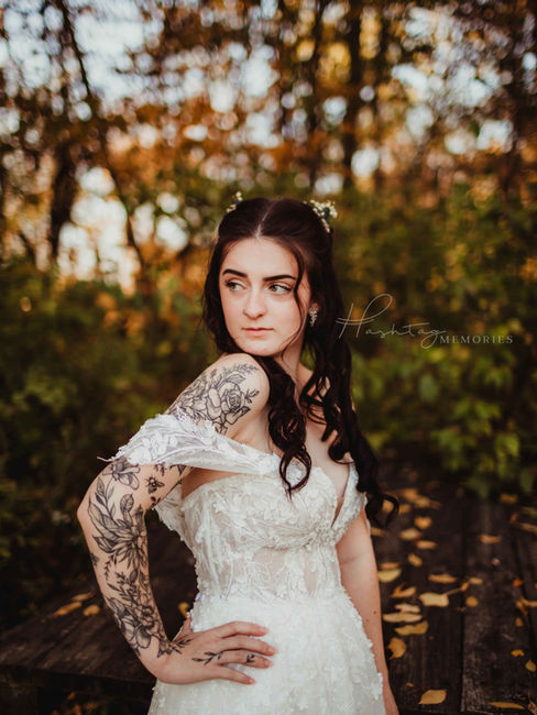 bride portrait in off the shoulder lace wedding gown at zionsville wedding