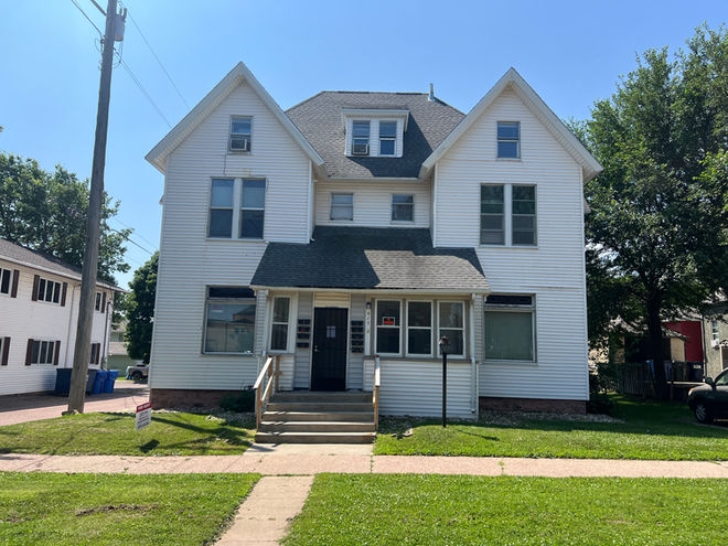 studio apartment with shared bathroom available in sioux falls south dakota