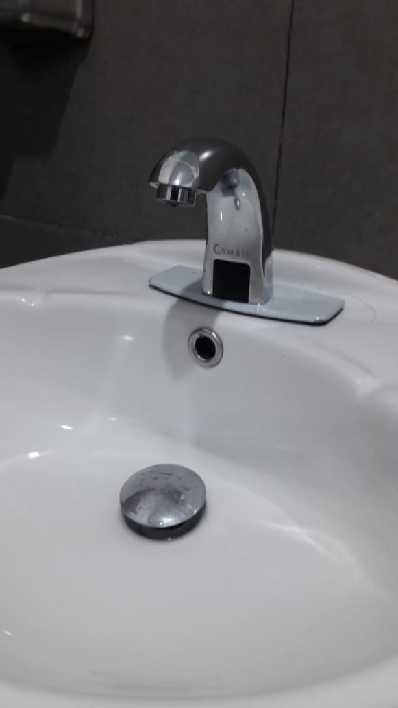 Miniatura: Grifo de ahorro con Sensor