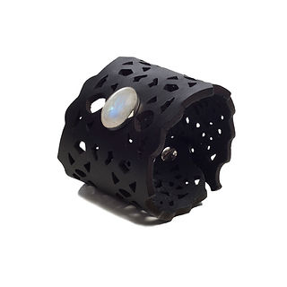 07.Petra black Moonstone web square3