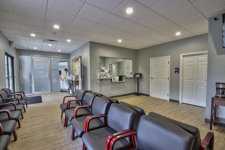 DERMATOLOGY SPECIALISTS LOBBY 2