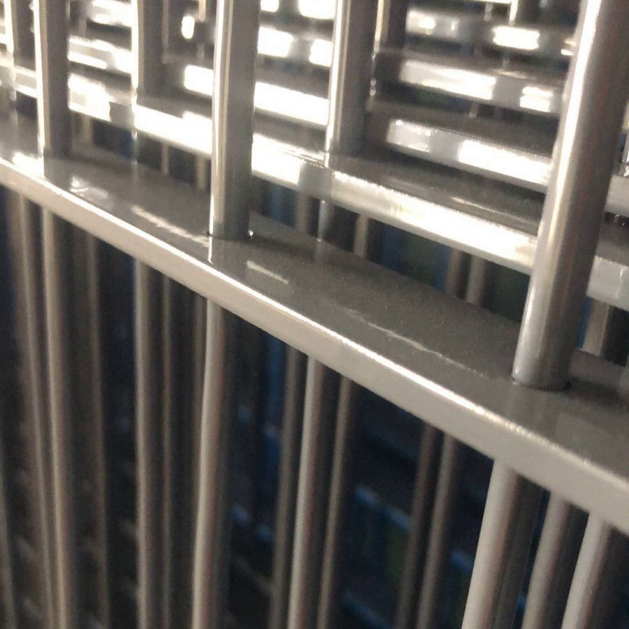 Антивандальна металева секція огорожі для спортивного майданчика з посиленою конструкцією