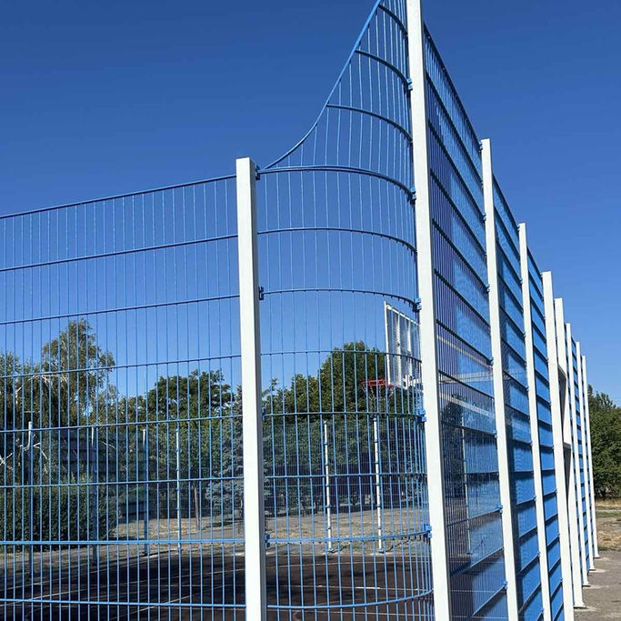 Антивандальна кутова секція спортивної огорожі з металевої сітки для майданчика