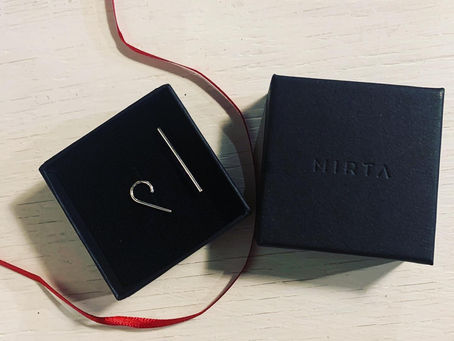 みにつけるもの