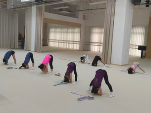 10 Benefits of Rhythmic Gymnastics for Children: Why More Parents Are Choosing This Beautiful Sport