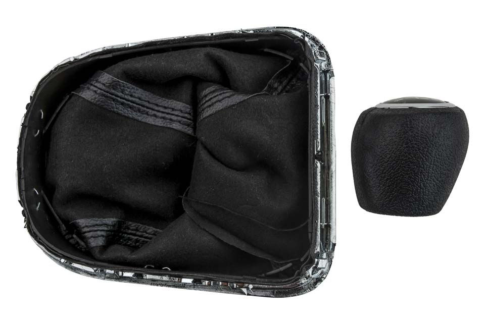 Thumbnail: NTY GEAR KNOB +GEAR STICK COVER +FRAME FOR CHEVROLET CRUZE 2009- GZB-CH-003