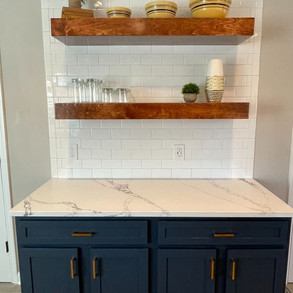 Kitchen Backsplash and Shelves