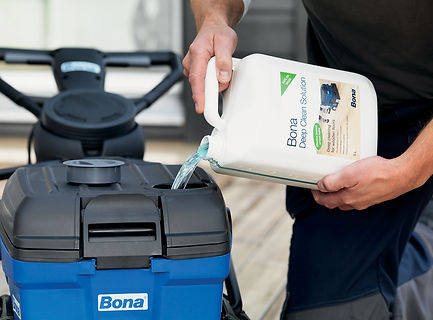BONA_deep_clean_pouring (1).jpg