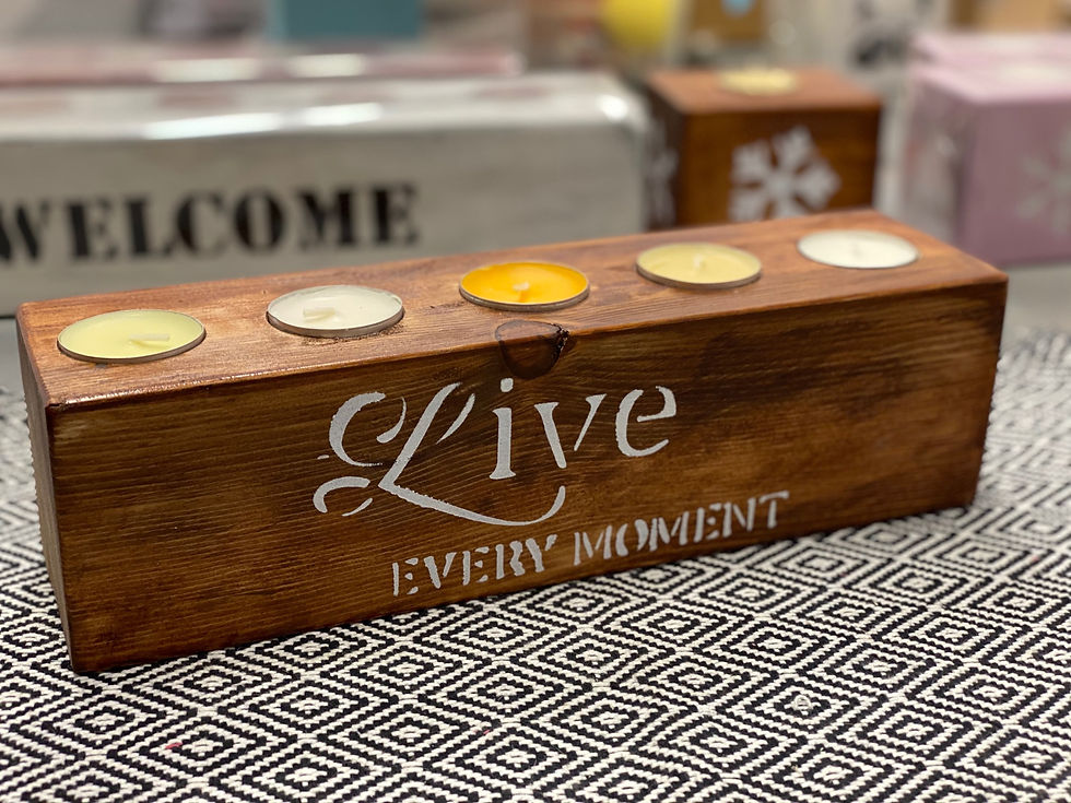 Miniatură: Sablon decorativ reutilizabil A4- Live Love Laugh (1105)