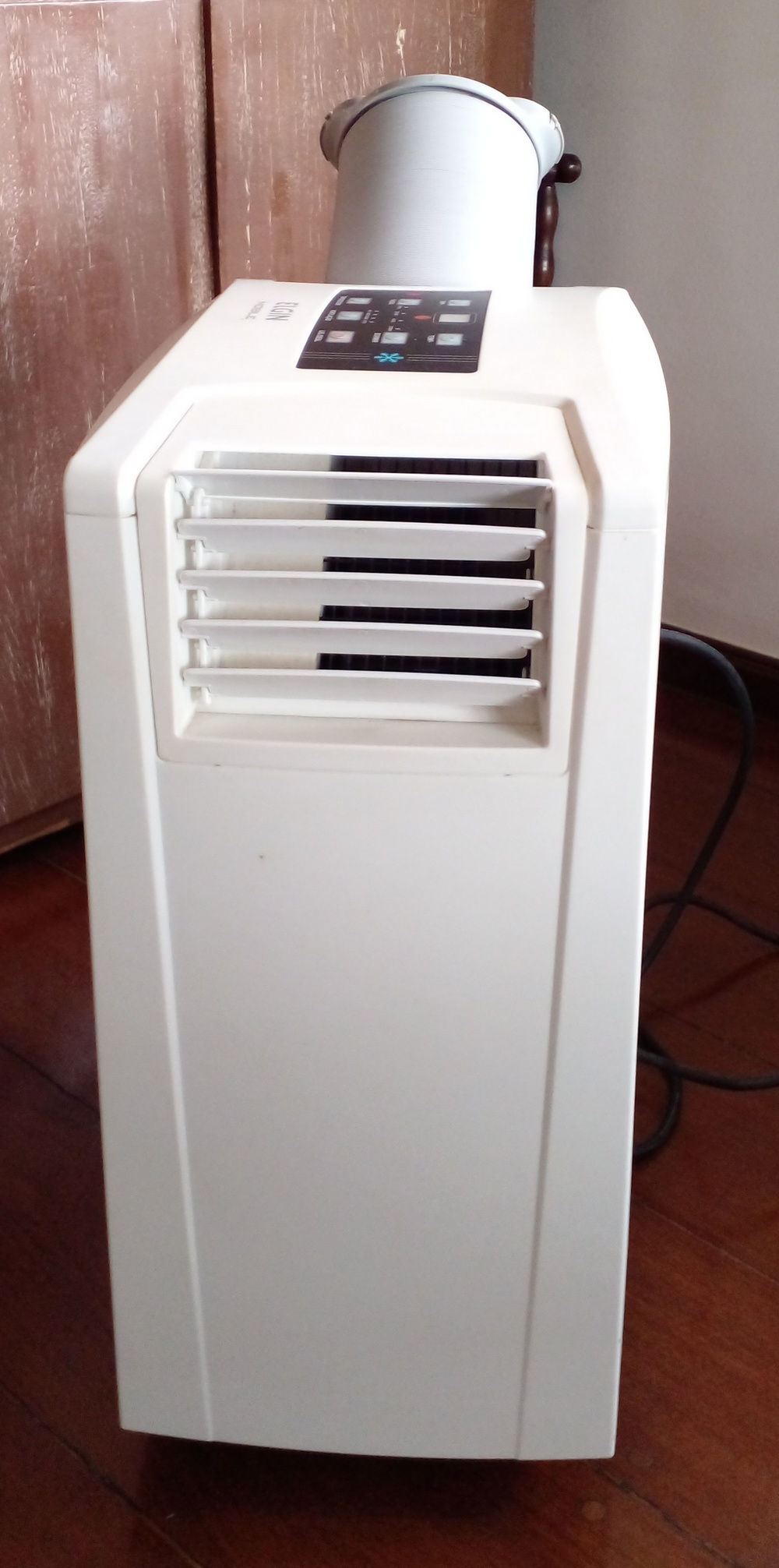 Ar Condicionado Portátil Elgin Mobile Maf-9000-1