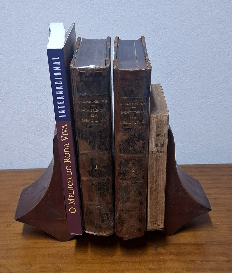 Miniatura: Aparador de Livros Vintage
