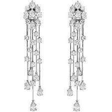 Round brilliant cut dandling earrings