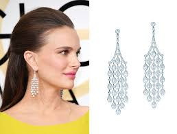 Natalie Portman flowing dandling earrings